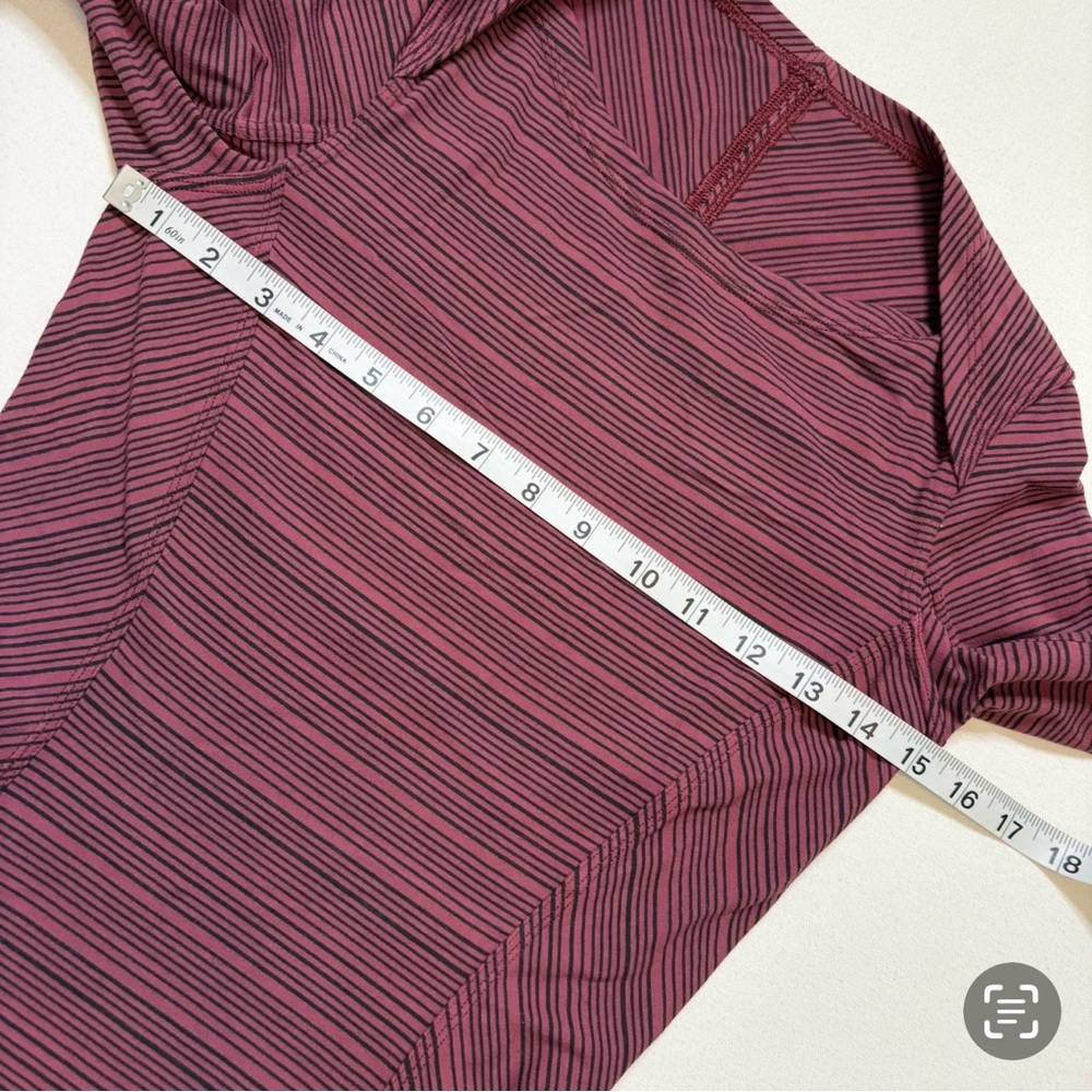 Lululemon Kanto Catch Me LS top Berry Black Stripe sz 4 - Picture 10 of 11